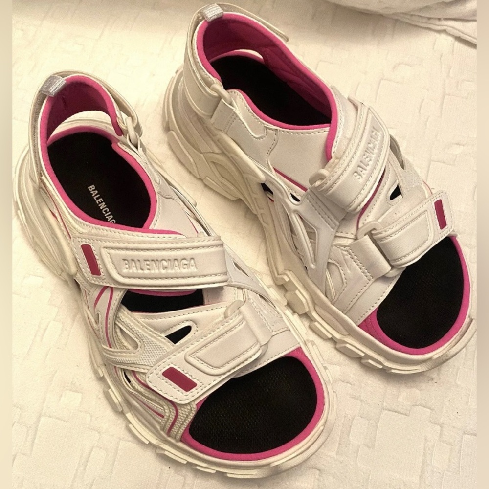 Balenciaga Track Sport Sandals White
Pink US 6 / Eur 36